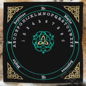 Celtic Triquetra divination Mat, pendulum australia, australian witchcraft supplies, adelaide witchcraft shop, folk herbalism australia, australian psychics, pagan supplies, tarot supplies, wicca supplies