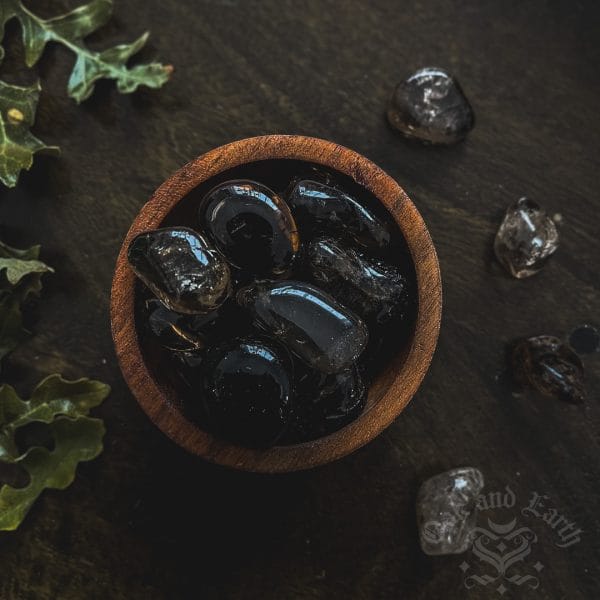smokey quartz, witchcraft crystals, magical crystals, australian witchcraft supplies, adelaide witchcraft shop, folk herbalism australia, australian herbalism, pagan supplies, herbal supplies, wicca supplies