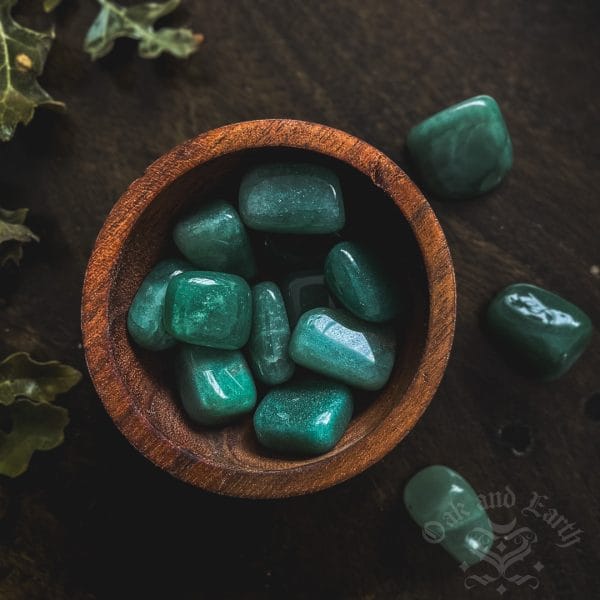 green aventurine, witchcraft crystals, magical crystals, australian witchcraft supplies, adelaide witchcraft shop, folk herbalism australia, australian herbalism, pagan supplies, herbal supplies, wicca supplies