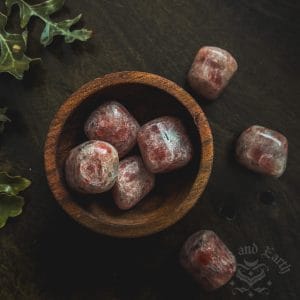 sunstone, witchcraft crystals, magical crystals, australian witchcraft supplies, adelaide witchcraft shop, folk herbalism australia, australian herbalism, pagan supplies, herbal supplies, wicca supplies